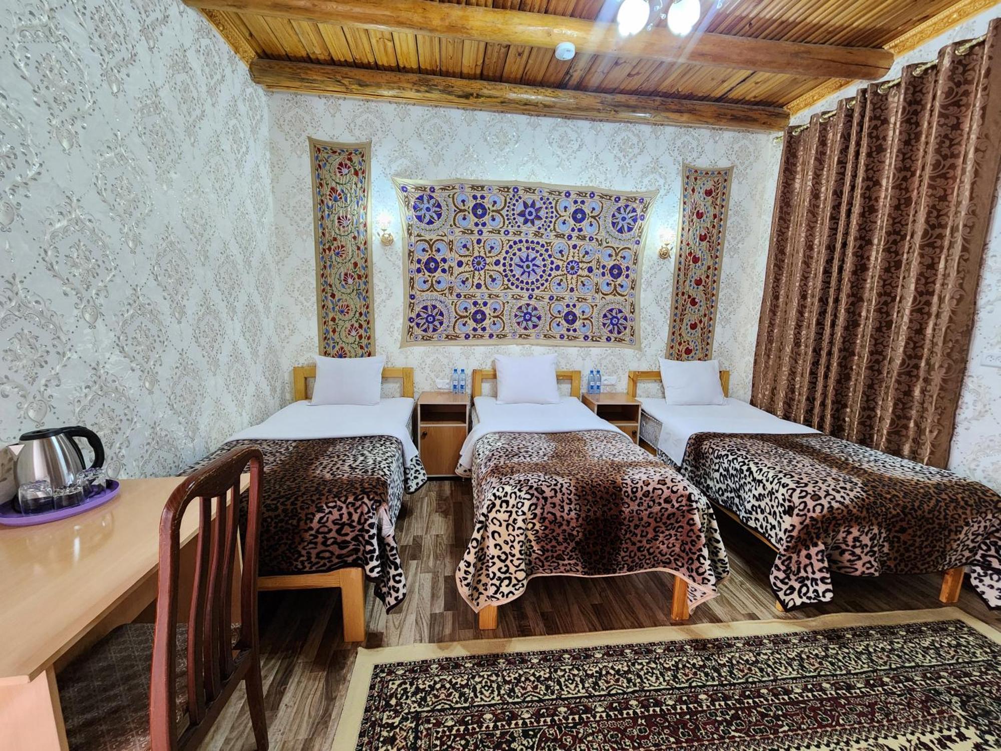 Samani Bukhara Bed & Breakfast Bagian luar foto