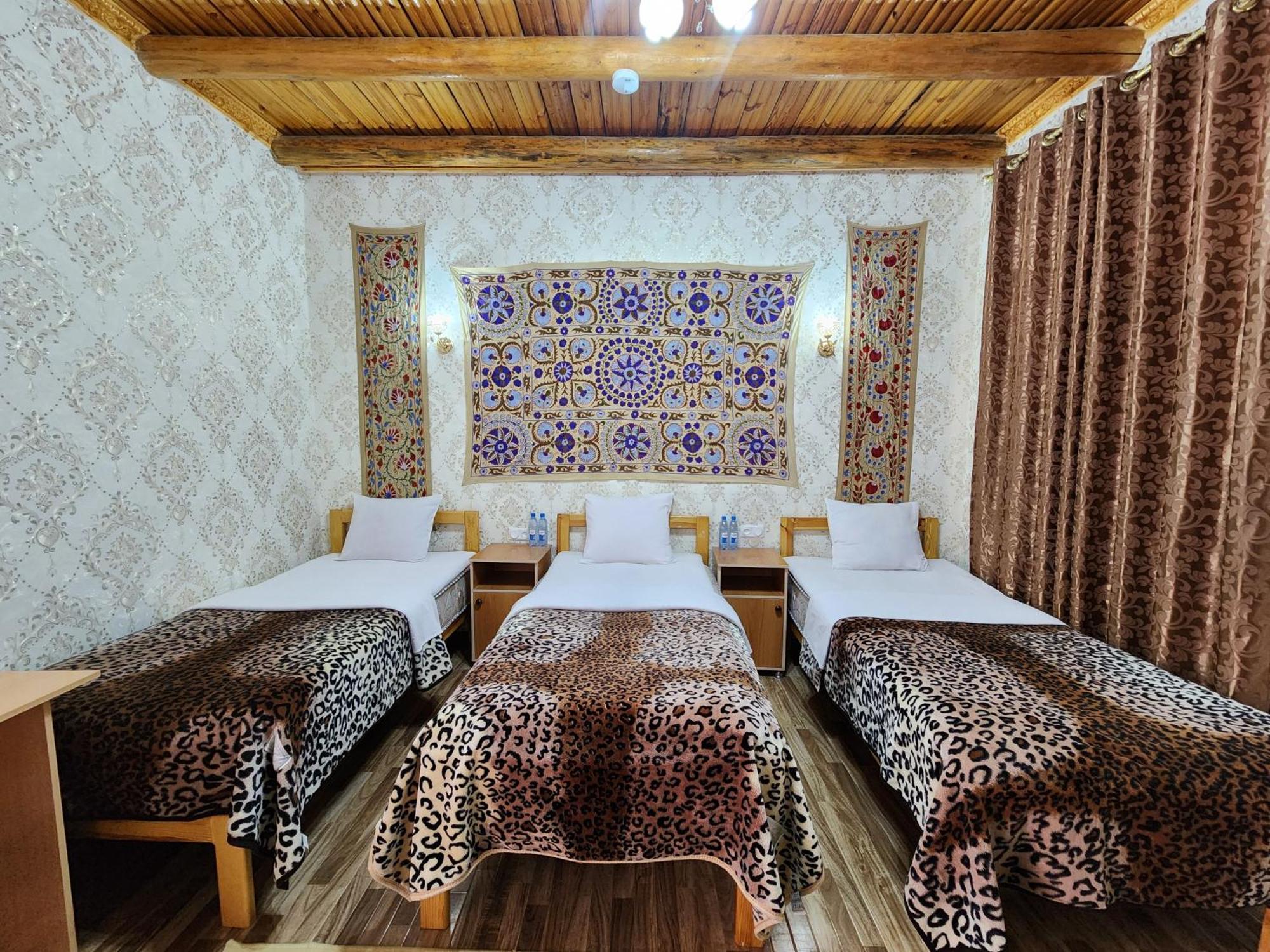 Samani Bukhara Bed & Breakfast Bagian luar foto